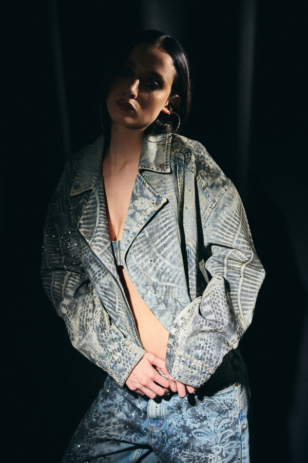 CAMPERA ELE