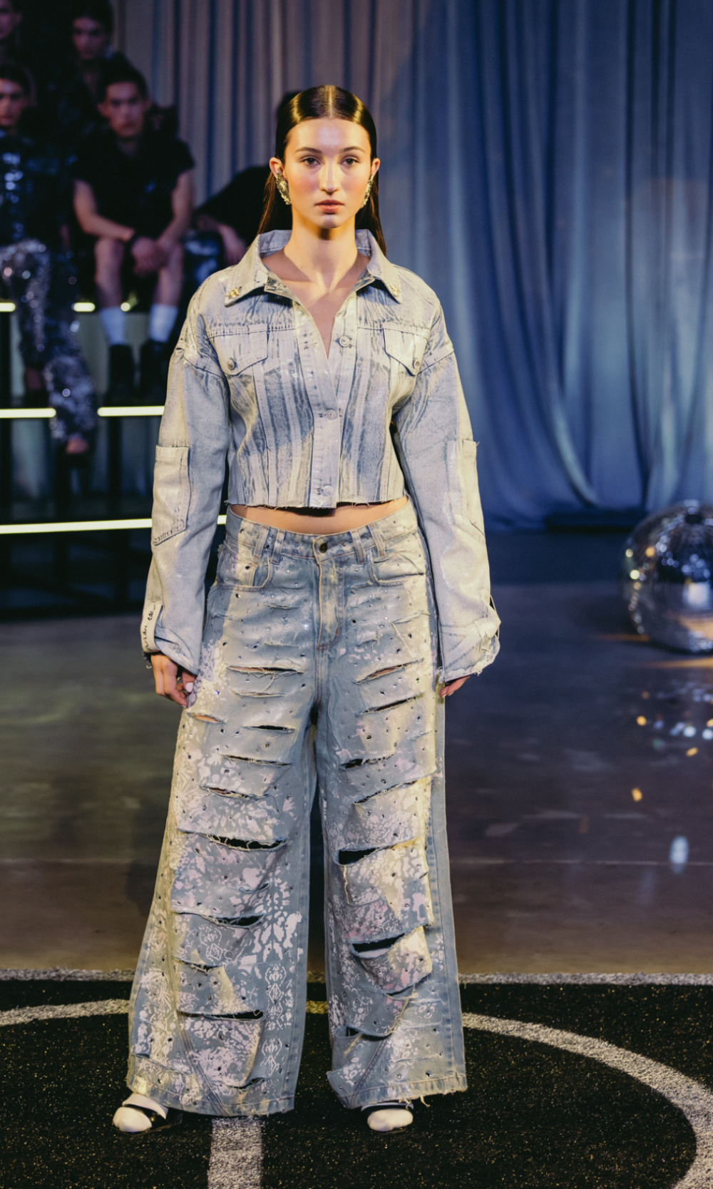 Jean Wide Leg Destroy